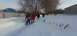 возложение венка к обелиску